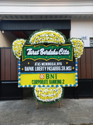 Papan Bunga Duka di Kapalo Koto