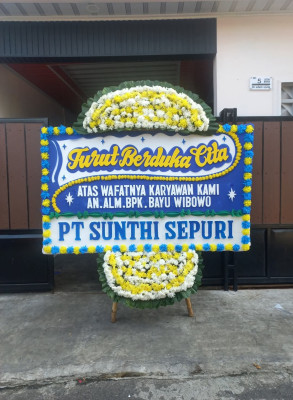 Papan Bunga Duka di Kapalo Koto