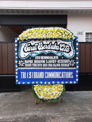 Papan Bunga Duka di Kapalo Koto